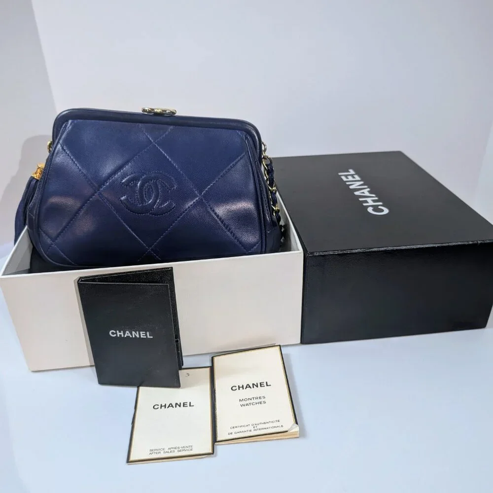 Chanel Vintage Blue Quilted Lambskin Kisslock Tassel Clutch - Picture 16 of 16